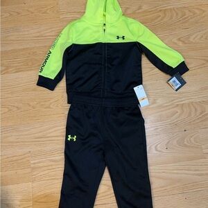 NWT- Under Armour boys' tracksuit design two-piece set